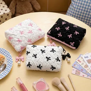 Bow Print Quilted Makeup Bag With Artificial Pearl Pendant Sweet Cosmetic Organizer Large Capacity Travel Toiletry Pouch For Women