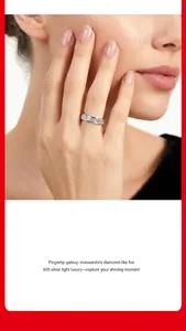 Elegant S925 sterling silver T-square flat ring detail with sparkling moissanite stones