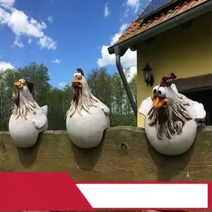 Funny Rooster Fence Decoration Resin Chicken Garden Statue Quirky Animal Sculptures Outdoor Yard Ornament Backyard Fence Decor
