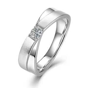 Minimalist S925 sterling silver X-shaped band ring featuring a brilliant moissanite stone