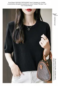 T-shirt classica in maglia di cotone nero a girocollo per donna, vestibilità ampia