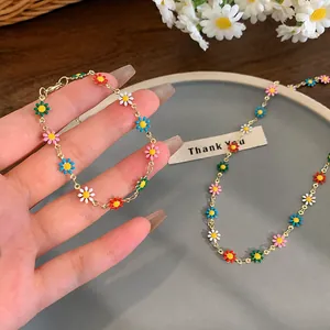 Colorful enamel daisy flower necklace and bracelet set in sweet dopamine style.