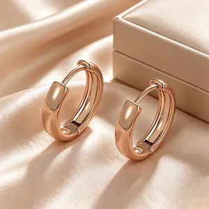 Orecchini A Cerchio Geometrici Minimalisti Lega Di Rame Lucido A Specchio Huggie Gioielli Leggeri Per Donne