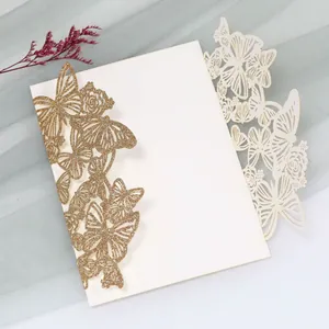 Elegante lasergeschnittene Schmetterlings-Einladungskarte mit goldenem Glitzer-Finish