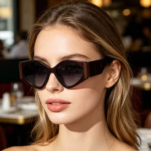 Fashion Rhombus Geometric Sunglasses For Women Trendy Retro UV400 Protection Plastic Alloy Thick Frame Eyewear