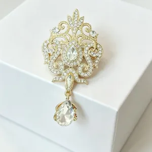 Vintage gold waterdrop crystal brooch with luxury rhinestone pendant for evening dresses