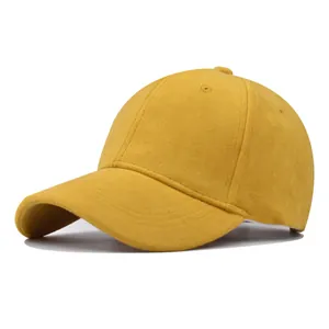 Berretto da baseball vintage in finta pelle scamosciata giallo senape spesso