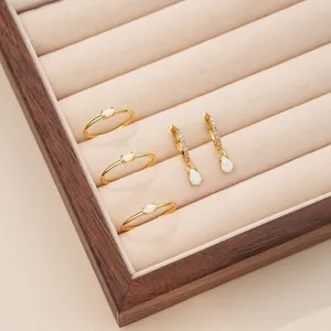 Elegant S925 sterling silver opal jewelry set with gold rings and drop earrings