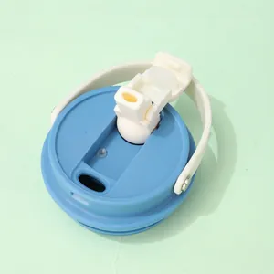 Blue replacement lid for 30oz insulated tumbler with built-in straw and handle detail