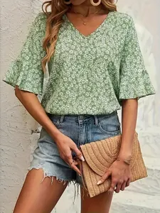 Elegant green floral V-neck blouse with ruffle sleeves for women's autumn fashion