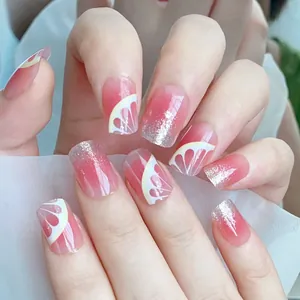 Rosa Grapefruit Gradient Kunstnägel mit Silberglitzer, kurzer quadratischer Sommerstil