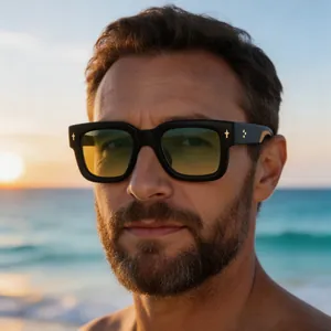 Men's Retro Square Sunglasses Thick PC Frame Vintage Trendy Luxury Rivet Eyewear UV400 Outdoor Fashion Shades