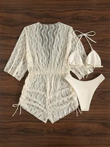 Set bikini 3 pezzi crema con copricostume in rete a maniche lunghe e slip a vita alta.