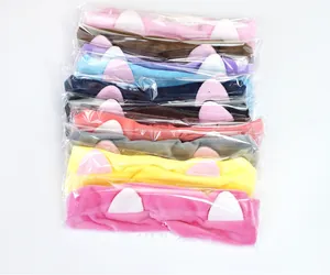 Bandeaux d'oreilles de chat en peluche colorés avec emballage plastique individuel