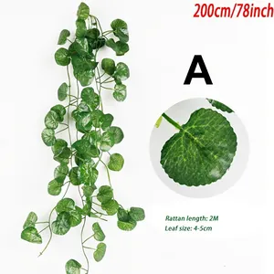 Detail view of 2M artificial ivy rattan with close-up of 4-5cm green leaves texture.