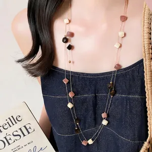 Collana Bohémien a Doppio Strato con Perle Quadrate Smussate in Acrilico per Donna Catena in Rame Gioielli Vintage di Lusso