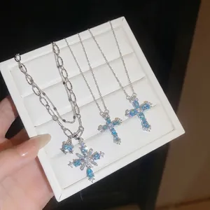 Luxus Kupfer Zirkonia Kreuz Anhänger Doppellagige Halskette Für Damen Elegante Hip Hop Schlüsselbeinkette Schmuck Geschenk