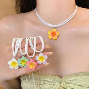 Combinaison Collier Boucles d'Oreilles Bijoux Fleur de Frangipanier Résine Double Couche Cordon Velours Coréen Femmes