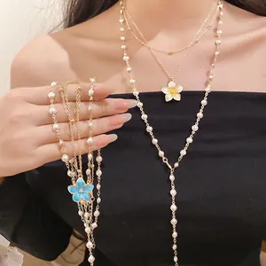 Women Light Luxury Alloy Artificial Pearl Beaded Necklace Sweet Drip Oil Flower Pendant Gold Chain Elegant Neck Jewelry