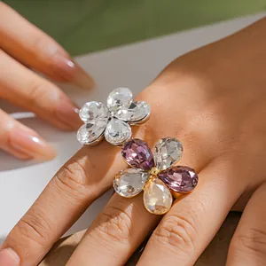 Luxury Alloy Rhinestone Flower Open Ring For Women Adjustable Floral Finger Ring Elegant Daily Party Dress Jewelry Gift