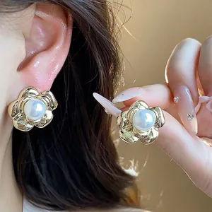 French Vintage Camellia Flower Stud Earrings For Women 13K Gold Plated Copper Silver Post Artificial Pearl Light Luxury Jewelry