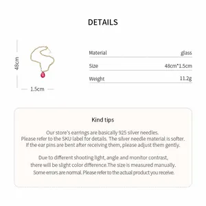 Vue détaillée d'un collier pendentif goutte d'eau rose avec spécifications techniques.