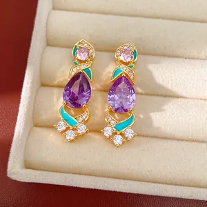 Pendientes estilo palacio con circón púrpura en forma de pera y esmalte turquesa retro