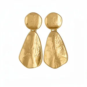 Eleganti orecchini a goccia martellati in oro vintage con perni in argento pregiato