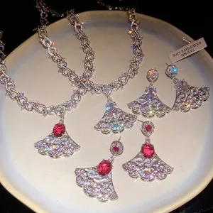 Vintage Copper Zirconia Fan Shaped Pendant Necklace Earrings Set Luxury Silver Plated Oval Red Gemstone Jewelry For Women