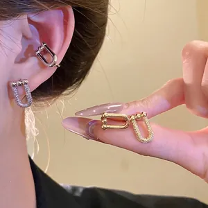 Set di Orecchini e Ear Cuff a Forma di U Minimalista Retrò Con Zirconia Rame Perno in Argento per Donna