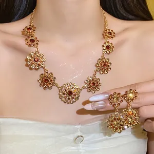 Vintage court style rhinestone hollow pendant necklace and earrings set for women