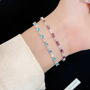 Eleganti bracciali in stile francese con zirconi rettangolari blu e viola per donna