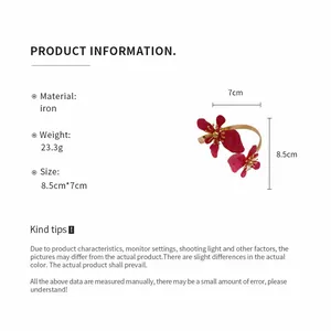 Detaillierte Produktspezifikationen und Maße für Armreif mit roten Emaille-Blumen