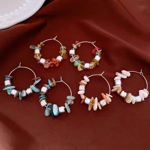 Orecchini a Cerchio con Perline di Pietra e Conchiglia Irregolari Gioielli di Lusso dal Design Semplice e Chic per Donna Vacanza