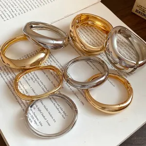 Bracciale Rigido Irregolare da Donna Vintage Placcato Oro Argento Lega Geometrico Bracciale Aperto Minimalista Metallo Liquido Gioielli di Moda