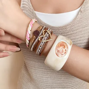Vintage Multilayer Leather Bracelet Rhinestone Marble Pattern Bangle Heart Charm Women Jewelry Maillard Style Bracelet