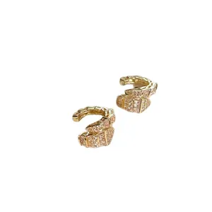 Exquisite gold-plated zircon-studded snake-shaped ear clips for women non-pierced ears