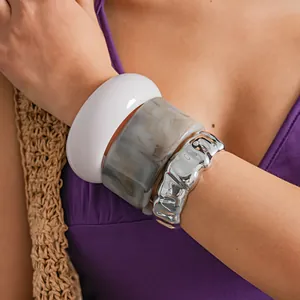 Bracciale Rigido Aperto in Acrilico Lucido con Texture Gualcita Minimalista Marmo Bracciale a Polsino Gioielli da Mano Donna