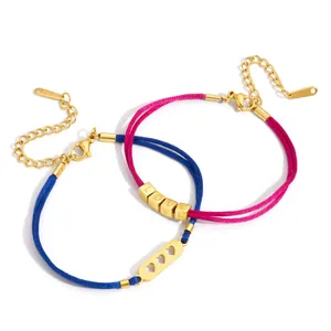 Braccialetti fatti a mano in corda intrecciata con ciondoli a cuore e perline LOVE