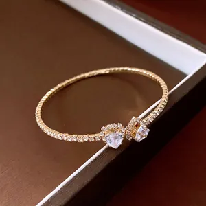 Luxury Copper Heart Open Bangle For Women Gold Plated Rhinestone Inlaid Adjustable Bangle Fashion Jewelry Gift
