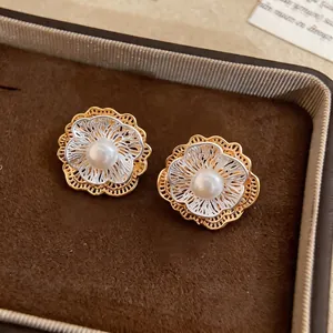 French vintage pearl hollow flower stud earrings in gold and silver finish