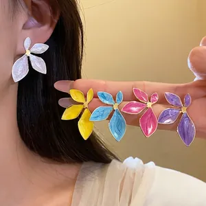 Vintage Alloy Floral Drip Oil Stud Earrings For Women Elegant Rhinestone Flower Earrings With Silver Post Fashion Jewelry