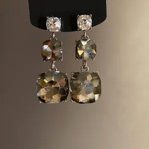 Elegant retro tiered square crystal drop earrings for women high-end fashion jewelry