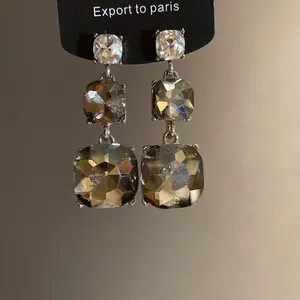 Elegant vintage tiered square crystal drop earrings featuring smoky faceted gemstones details