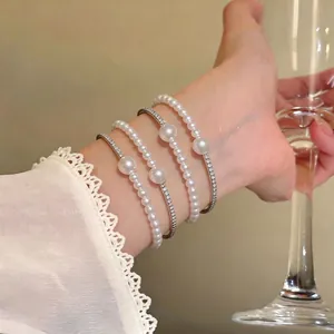 Sweet Artificial Pearl Beaded Bracelet For Women Copper Alloy Rhinestone Inlaid Light Luxury Adjustable Hand Jewelry
