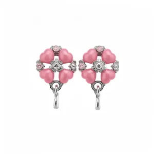 Eleganti orecchini vintage in argento con cuori in smalto rosa e cristalli scintillanti
