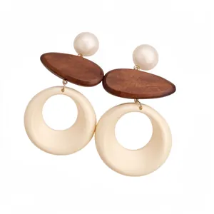 Elegant retro resin and wood circular dangle earrings with imitation pearl studs for women