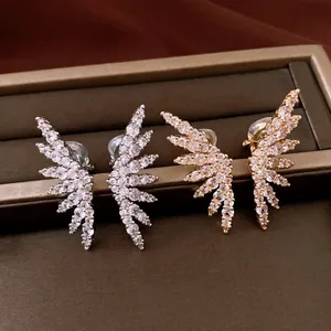 18K Gold Plated Zirconia Wing Ear Clips For Women Non Piercing Elegant Wing Earrings Small Crowd Fashion Jewelry Gift