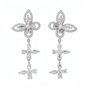 Elegante silberne Schmetterlings-Ohrhänger mit funkelnden Zirkonia-Anhängern im Marquise-Schliff