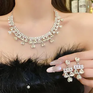 Silver rhinestone heart and flower pendant necklace and earrings jewelry set for women